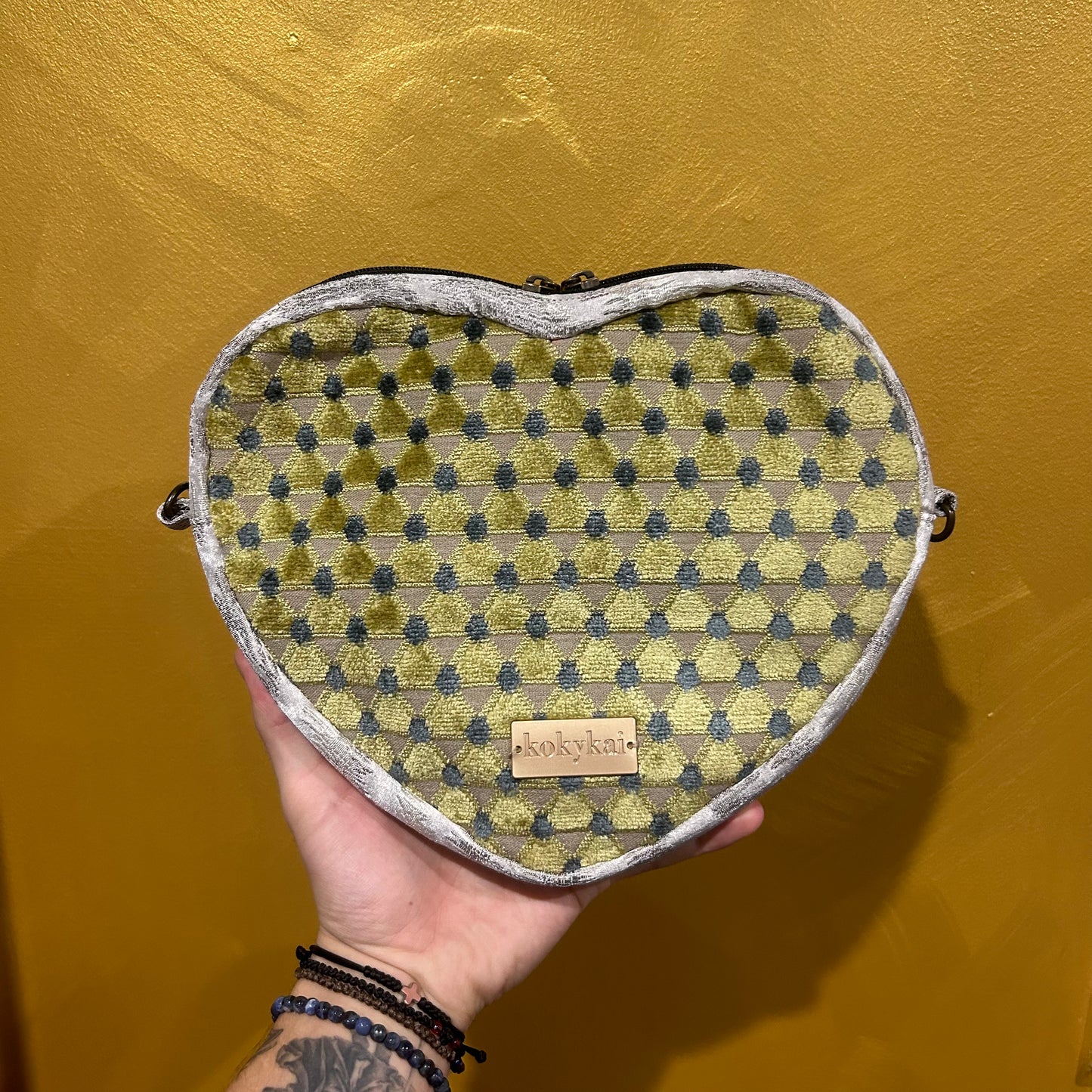 The Golden Prism kokykai Love Heart Handbag 2.0